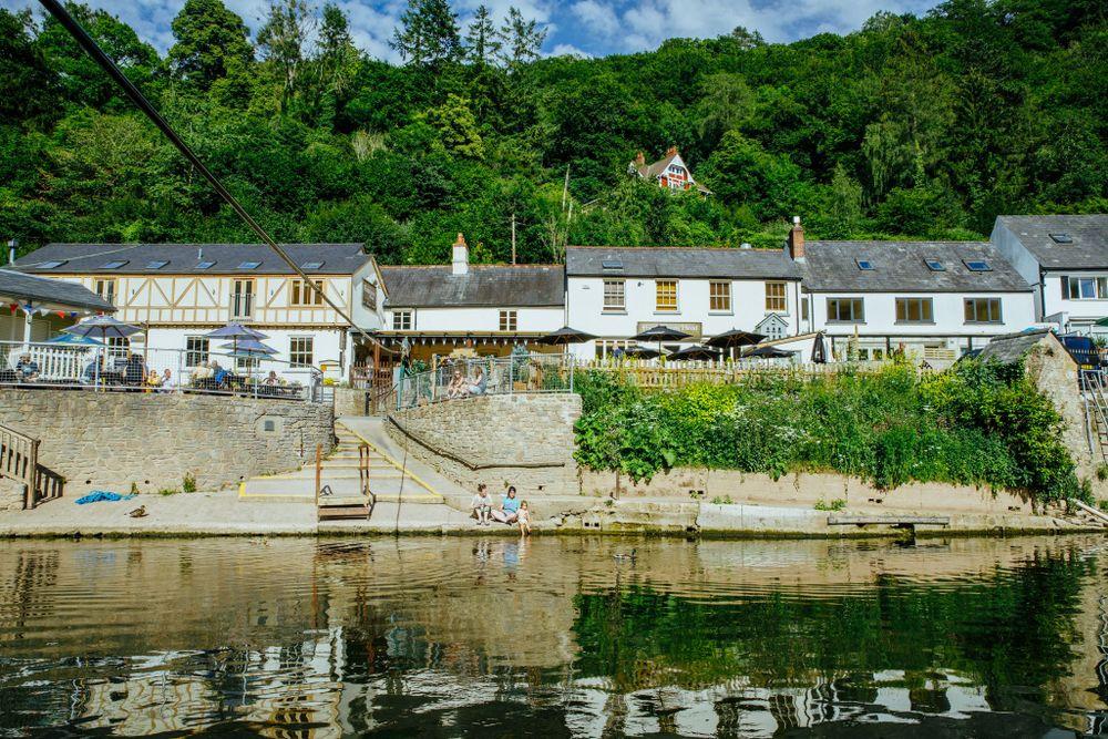 Five Dogfriendly Pubs in Herefordshire Paws & Stay